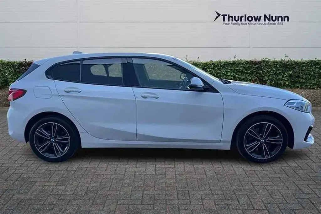 Used BMW 118 Sport Line 140 HP (102 kW) 2020 Hatchback