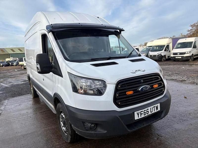 White Used 2016 Ford Transit Van | £5,295 (Good price) - Image 1/4