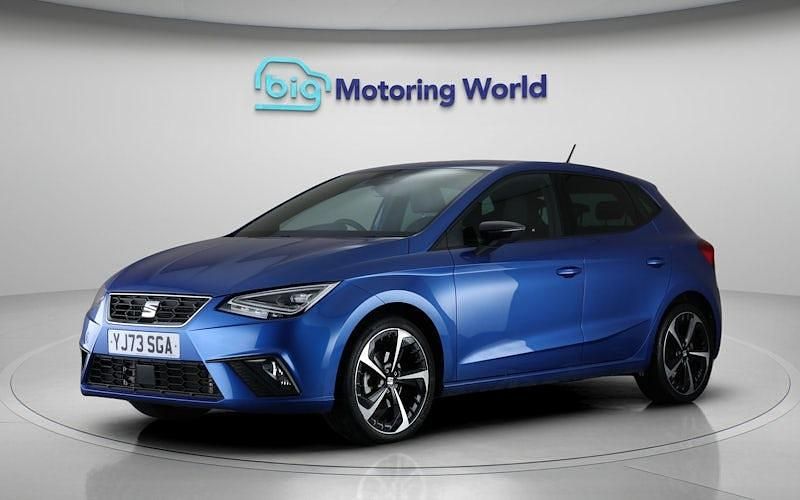 Used Seat Ibiza FR Sport 110 HP (80 kW) 2023 Blue Hatchback