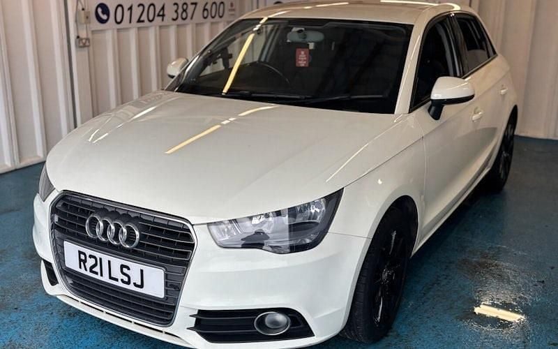 Usado Audi A1 Sportback Sport 105 HP (77 kW) 2014 Citadino