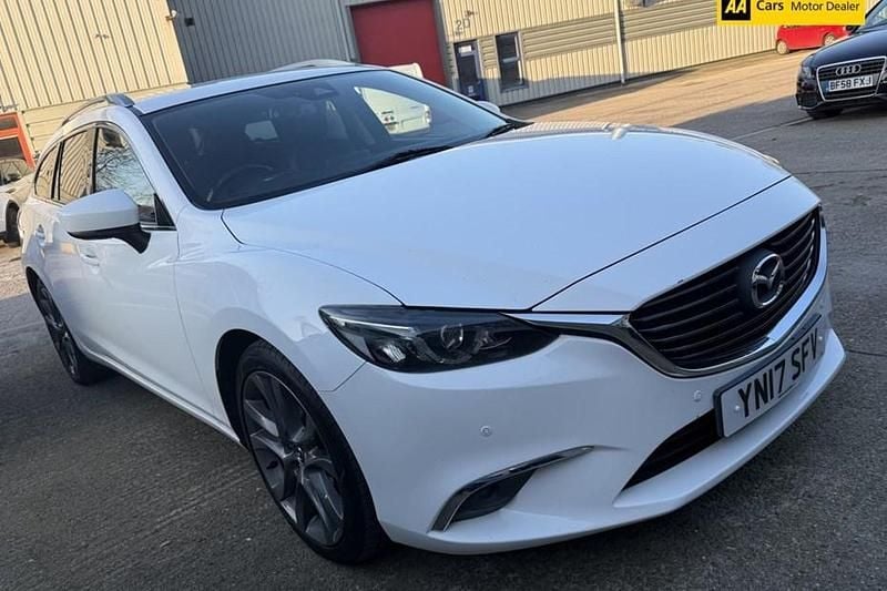 Used Mazda 6 Inclusive 175 HP (128 kW) 2017 White Estate