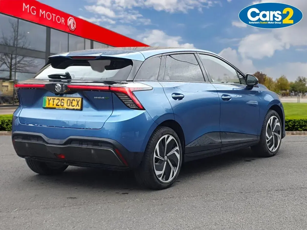 Used MG MG4 EV 169 kW (231 HP) 2026 Blue Hatchback