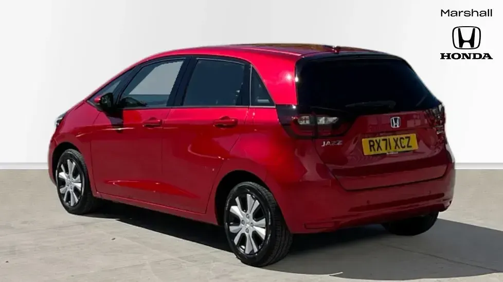 Second-hand Honda Jazz Hybrid 109 CP (80 kW) 2021 Roșu Hatchback