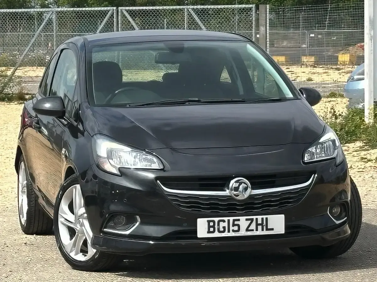 Second-hand Vauxhall Corsa SRi 90 CP (66 kW) 2015 Negru Hatchback