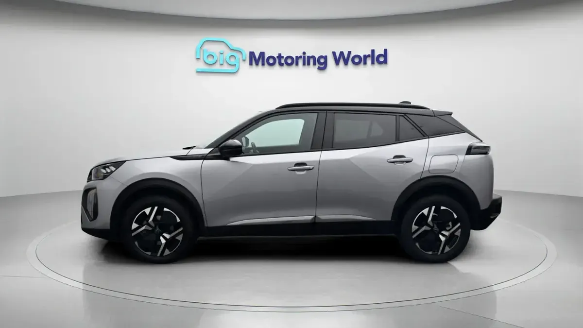Used Peugeot 2008 GT 131 HP (96 kW) 2024 Grey SUV