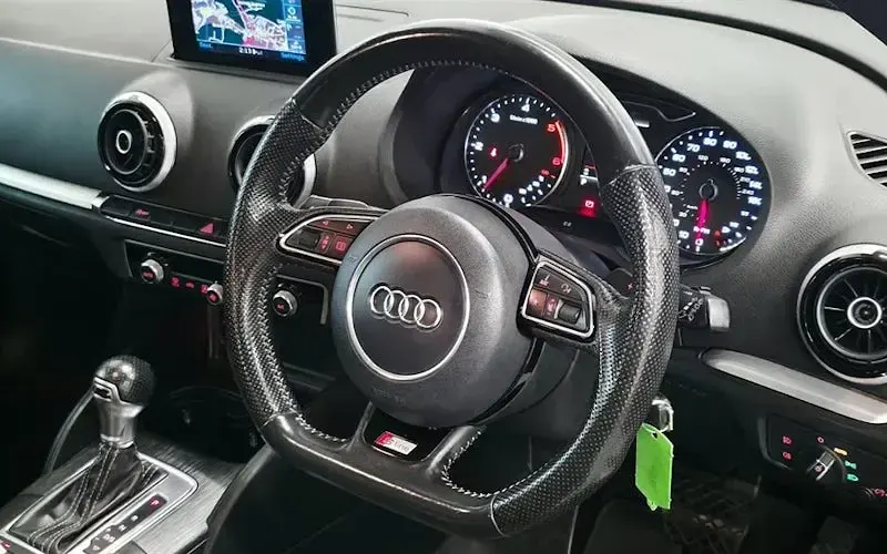 Used Audi A3 Sportback S-Line 150 HP (110 kW) 2015 Hatchback
