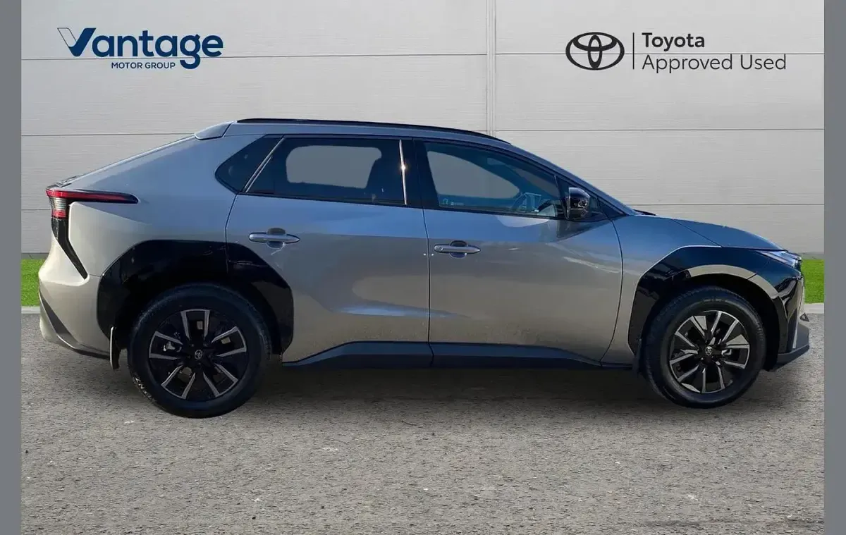 Used Toyota bZ4X Design 164 kW (224 HP) 2025 Other SUV