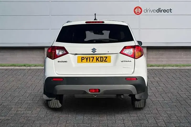 Second-hand Suzuki Vitara SZ5 120 CP (88 kW) 2017 Alb SUV