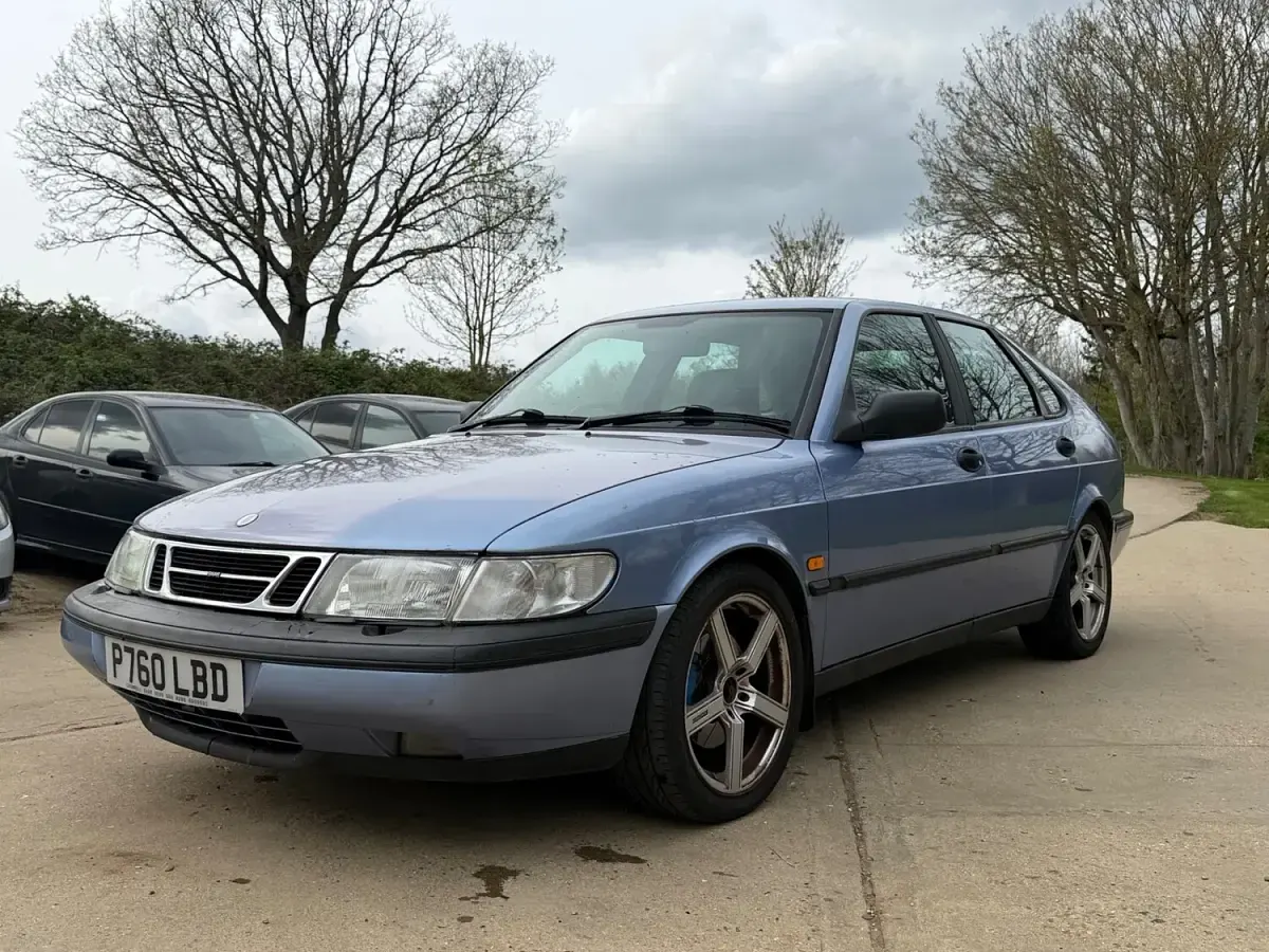 Used Saab 900 1997 Blue Hatchback
