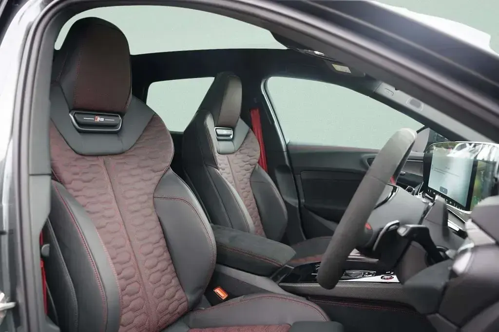 New Audi RS5 Performance 630 HP (463 kW) 2026 Black Estate