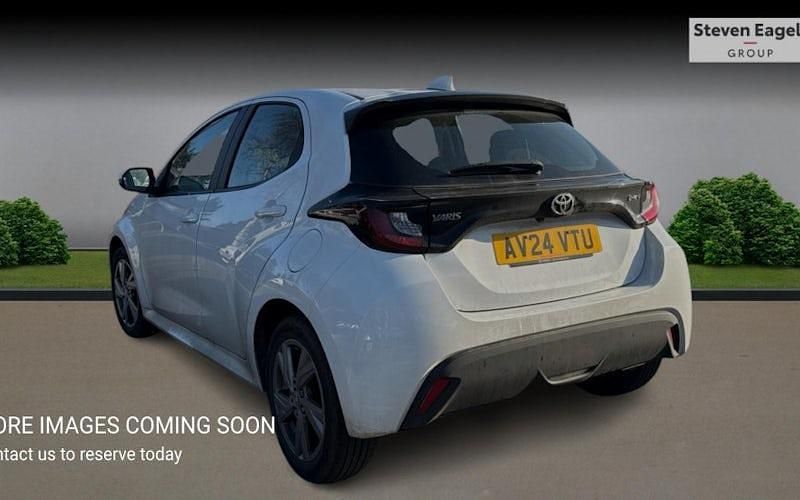 Used Toyota Yaris Hybrid 116 HP (85 kW) 2026 Hatchback