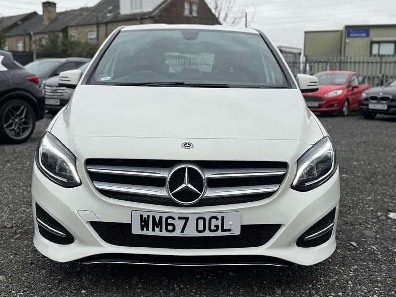Usado Mercedes B200 Exclusive 2018 Branco Monovolume
