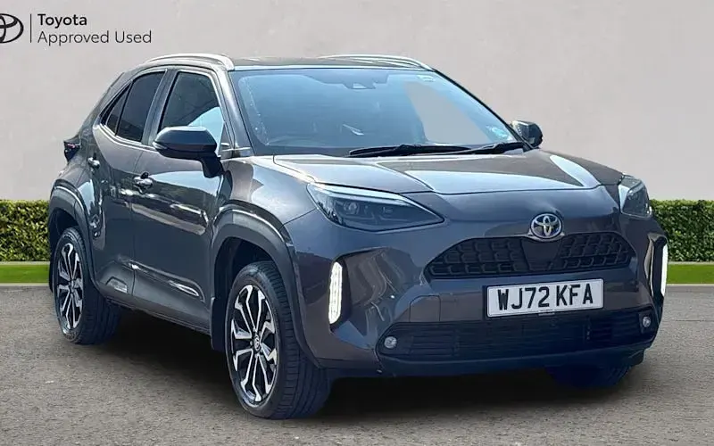 Used Toyota Yaris Hybrid Design 116 HP (85 kW) 2026 Estate