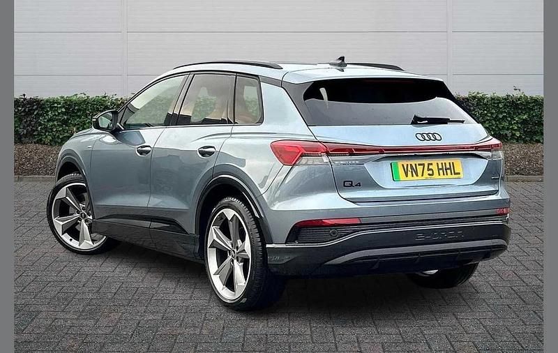 New Audi Q4 e-tron Black Edition 250 kW (340 HP) 2025 Blue SUV