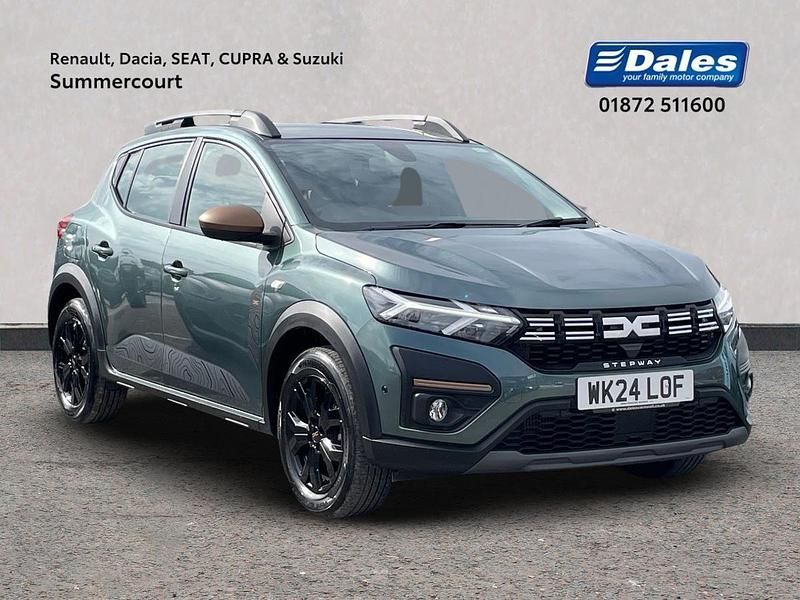 Metallic cedar green Used 2024 Dacia Sandero Extreme Hatchback | £15,750 (Fair price) - Image 1/4