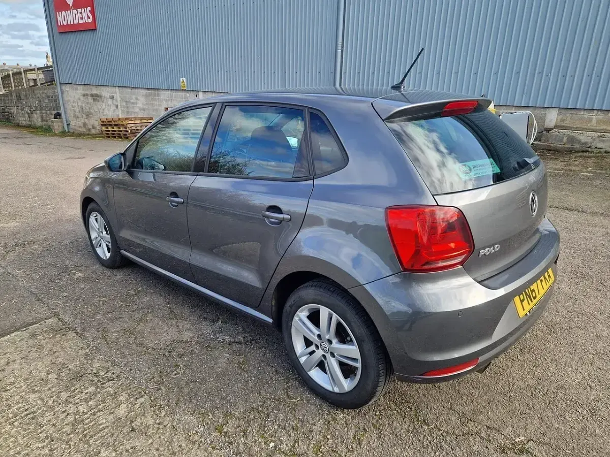 Used VW Polo Edition 90 HP (66 kW) 2017 Grey Hatchback