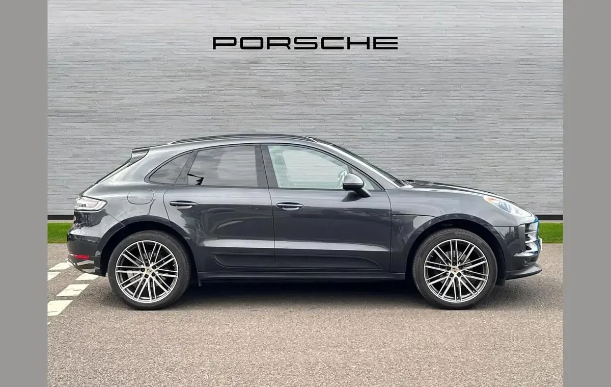 Used Porsche Macan 245 HP (180 kW) 2021 Grey SUV