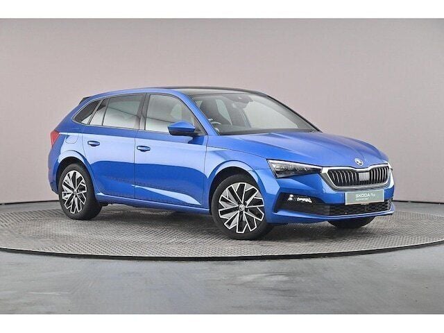 Race blue metallic Used 2020 Skoda Scala SE L Hatchback | £16,149 (Fair price) - Image 1/4
