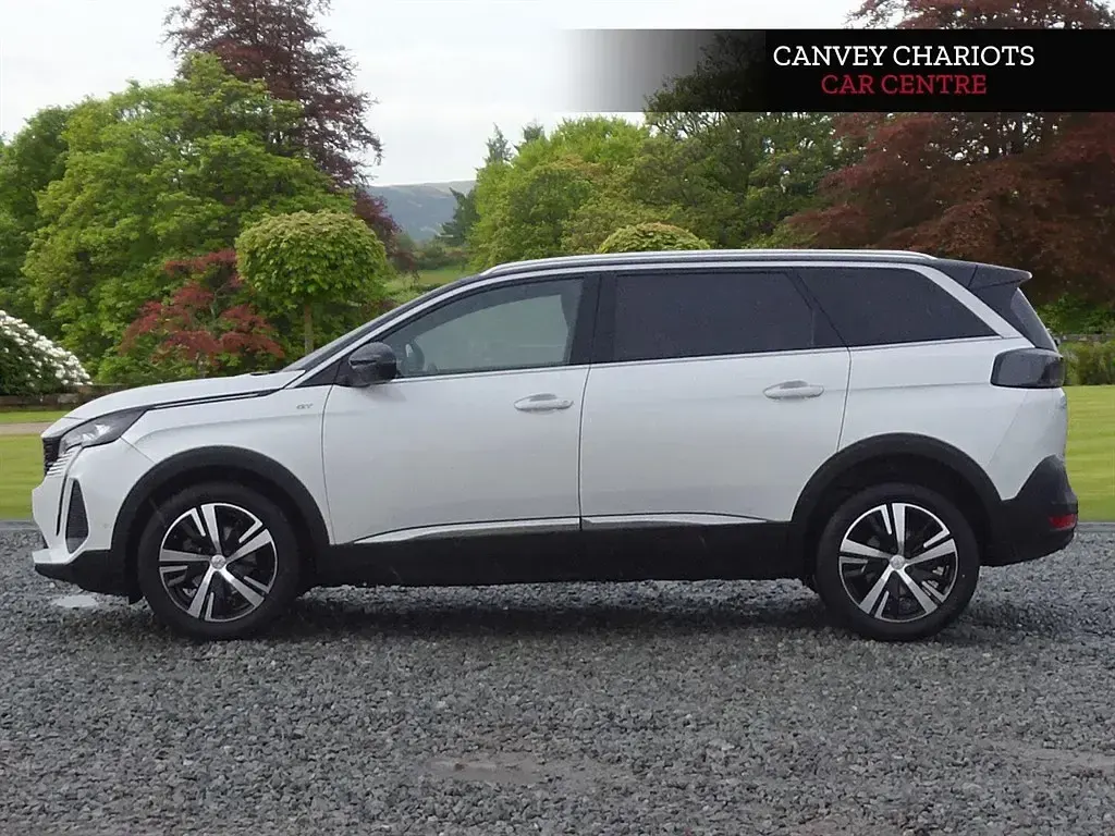 Used Peugeot 5008 GTi 129 HP (94 kW) 2022 White SUV
