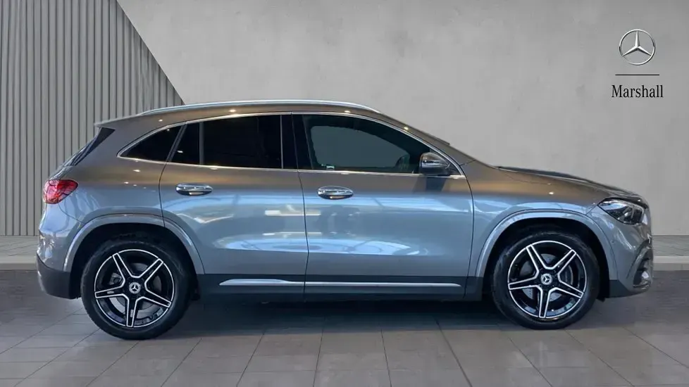 Used Mercedes GLA220 Executive 190 HP (139 kW) 2025 Mountain grey metallic SUV