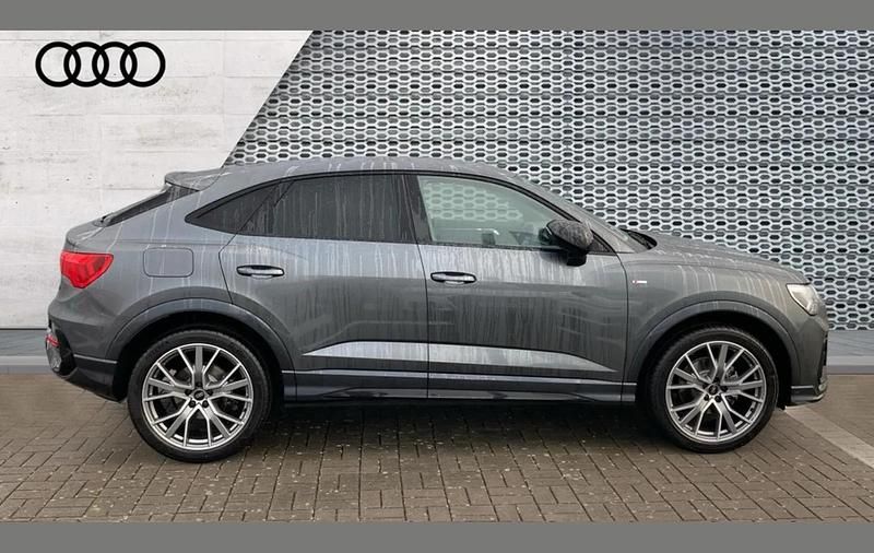New Audi Q3 Black Edition 147 HP (108 kW) 2025 Grey SUV