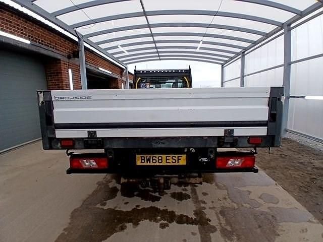 Used Ford Transit 130 HP (95 kW) 2019 White