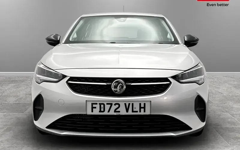 Used Vauxhall Corsa Design Edition 101 HP (74 kW) 2022 Grey Hatchback