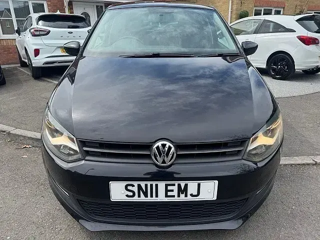 Used VW Polo 70 HP (51 kW) 2011 Black Hatchback