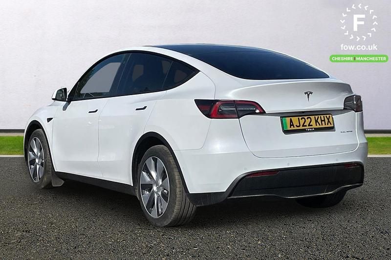 Used Tesla Model Y Long Range AWD 85 kW (116 HP) 2022 White SUV