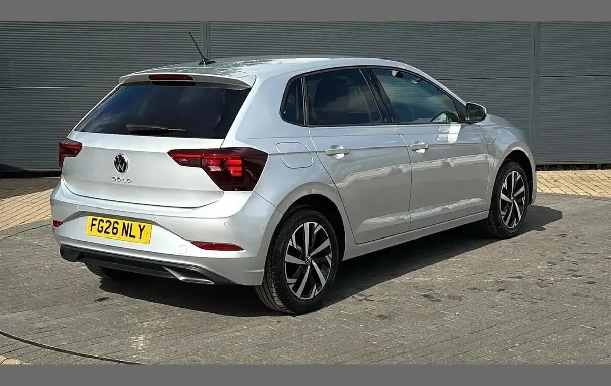 New VW Polo Match 95 HP (69 kW) 2025 Silver Hatchback