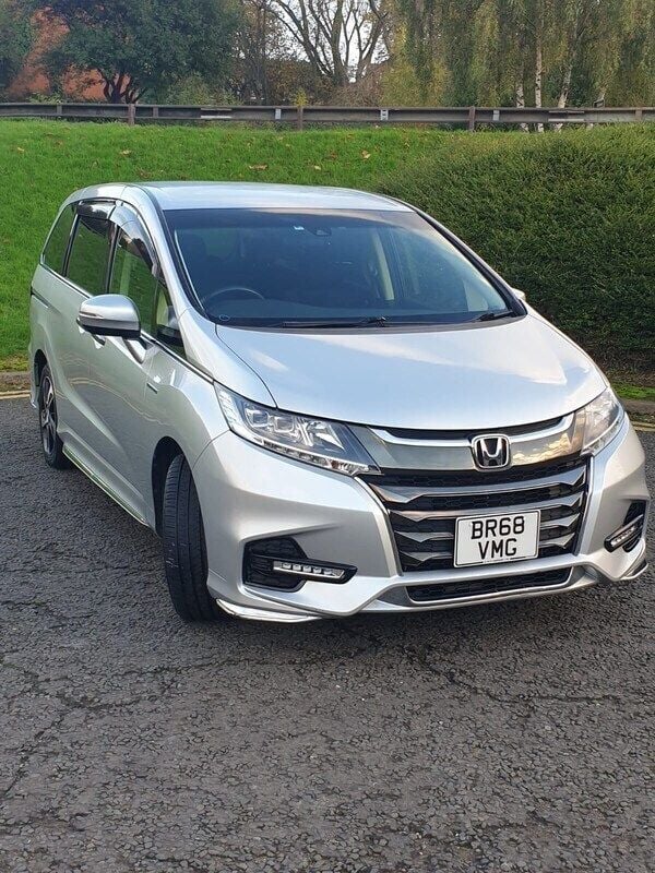 Silver Used 2018 Honda Odyssey Hybrid MPV | £17,495 - Image 1/4
