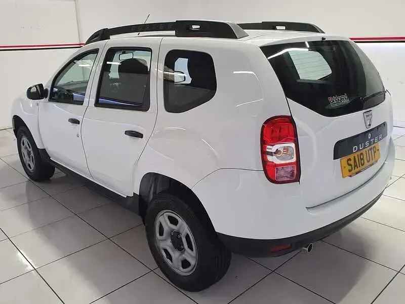 Used Dacia Duster 114 HP (83 kW) 2018 White SUV