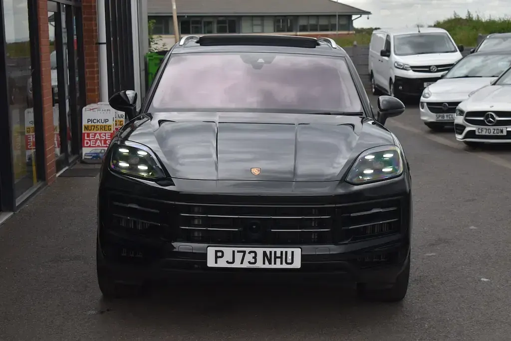 Used Porsche Cayenne 2023 Chromite black SUV