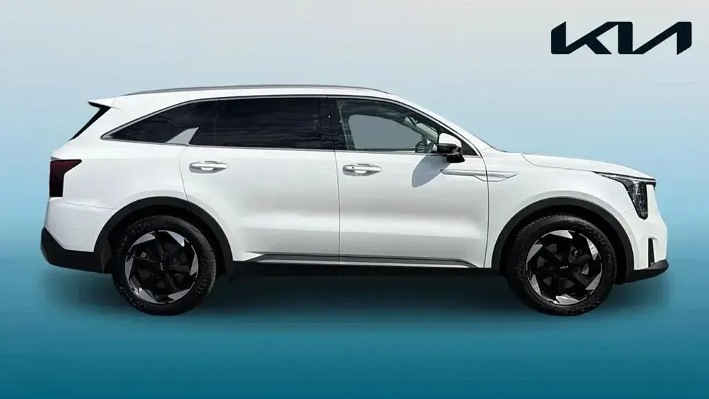 Used Kia Sorento 2025 White SUV