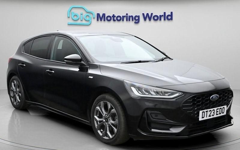 Used Ford Focus ST-Line 125 HP (91 kW) 2023 Black Hatchback