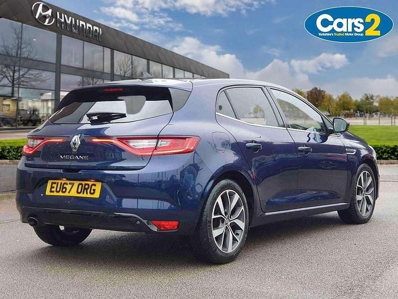 Used Renault Mégane IV Dynamique 128 HP (94 kW) 2017 Blue Hatchback