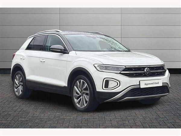 White Used 2023 VW T-Roc Style SUV | £18,590 (Fair price) - Image 1/3