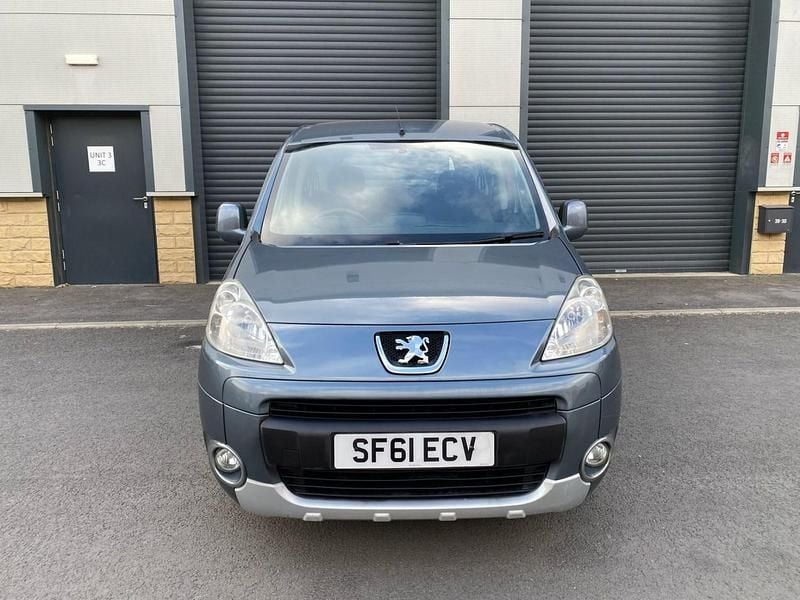 Used Peugeot Partner Tepee S 2011 Grey MPV