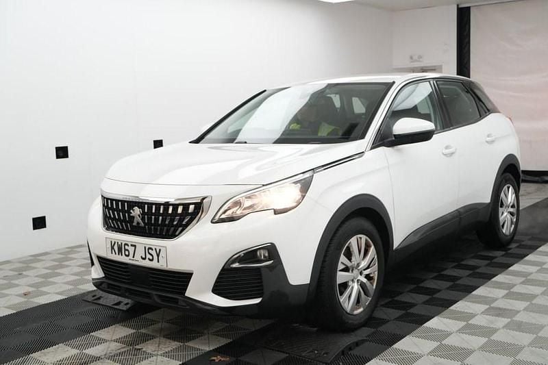 Used Peugeot 3008 Active 120 HP (88 kW) 2018 White SUV