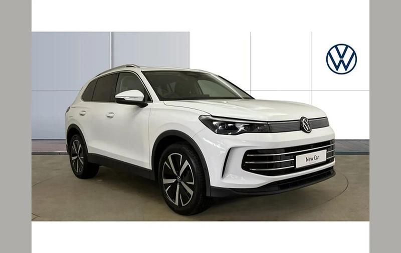 Other Used 2024 VW Tiguan Edition SUV | £30,487 (Expensive) - Image 1/4
