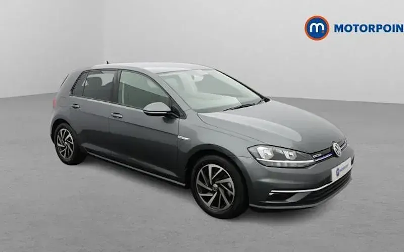 Used VW Golf VII Match 131 HP (96 kW) 2019 Hatchback
