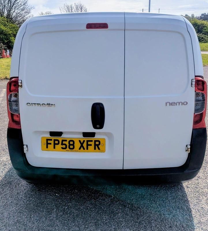 Used Citroën Nemo 70 HP (51 kW) 2009 White MPV