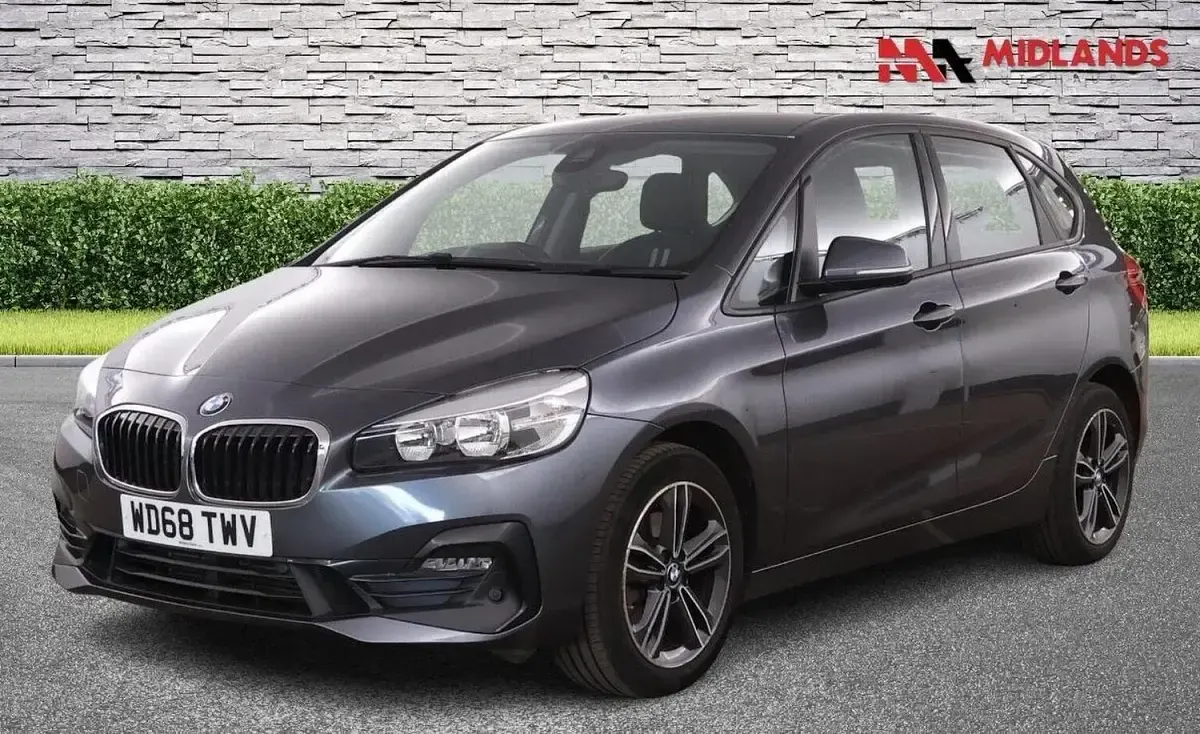 Used BMW 220 Sport Line 190 HP (139 kW) 2019 Grey Estate
