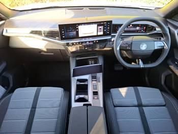 New Vauxhall Grandland X 145 HP (106 kW) 2026 White SUV