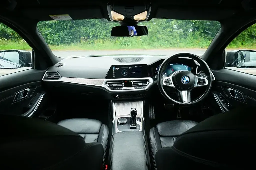 Used BMW 330e M Sport 292 HP (214 kW) 2022 Grey Estate