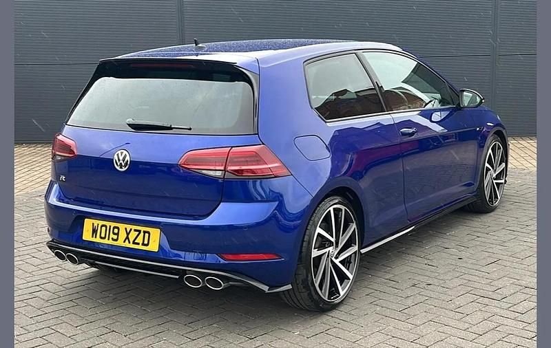 Used VW Golf VII R 296 HP (217 kW) 2019 Blue Hatchback