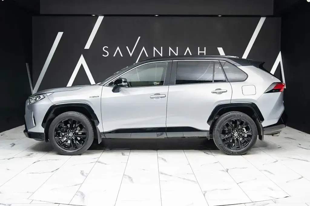 Used Toyota RAV4 Hybrid 2021 Silver SUV