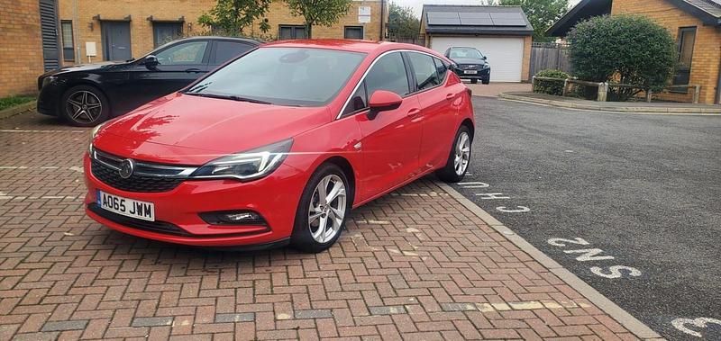 Used Vauxhall Astra SRi 2015 Red Hatchback