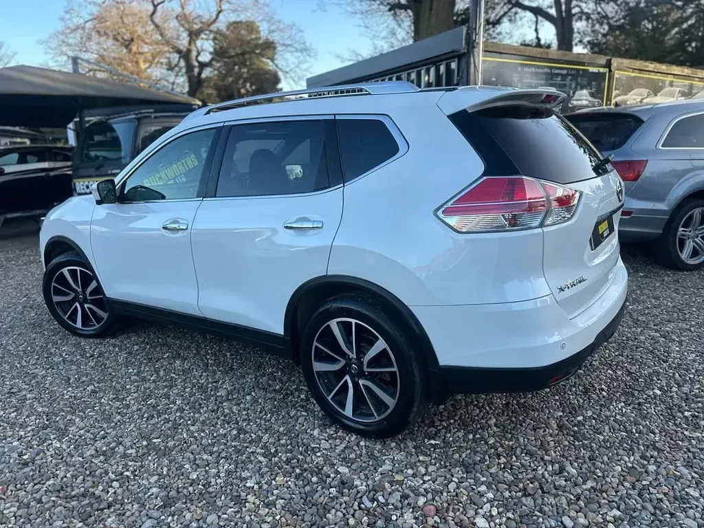 Used Nissan X-Trail N-TEC 130 HP (95 kW) 2015 White SUV