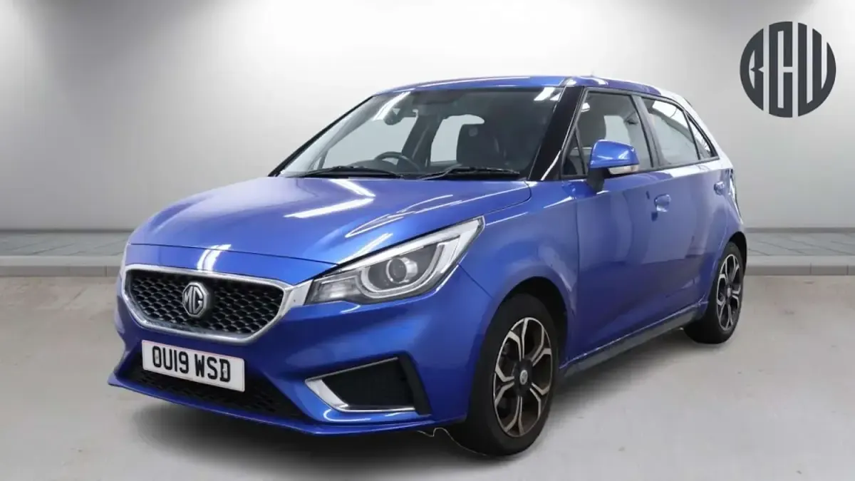 Used MG MG3 Exclusive 106 HP (77 kW) 2019 Blue Hatchback